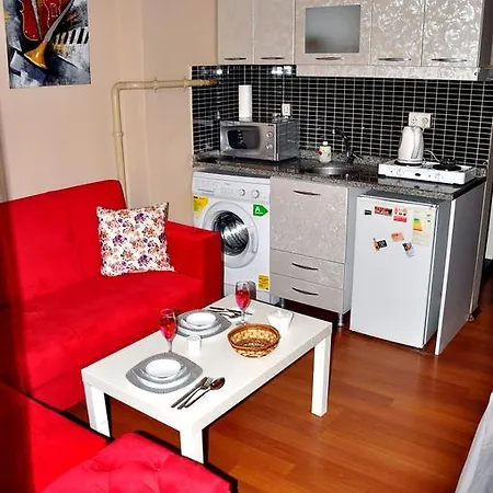 Sirinhouse 2 *